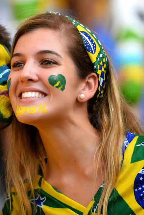 brazilian_world_cup_babes_41.jpg